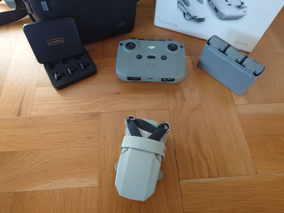 DJI mini 2 fly more combo