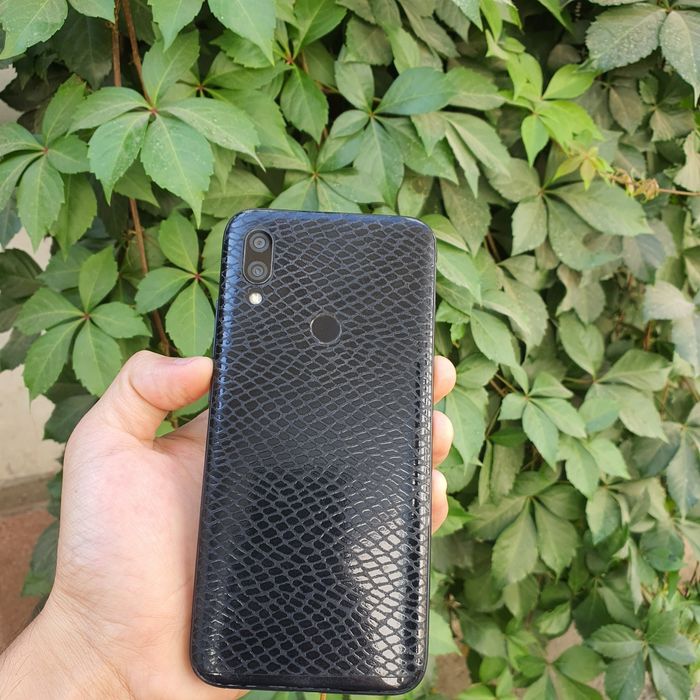 Redmi 7 sotiladi