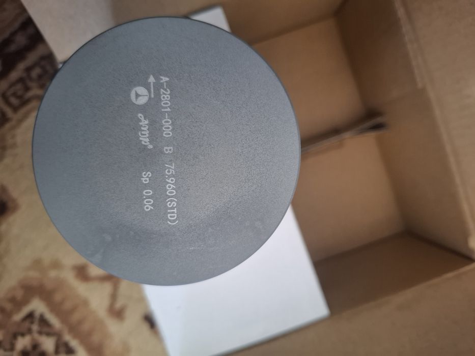 Ваз поршень AMP. 3 штук.