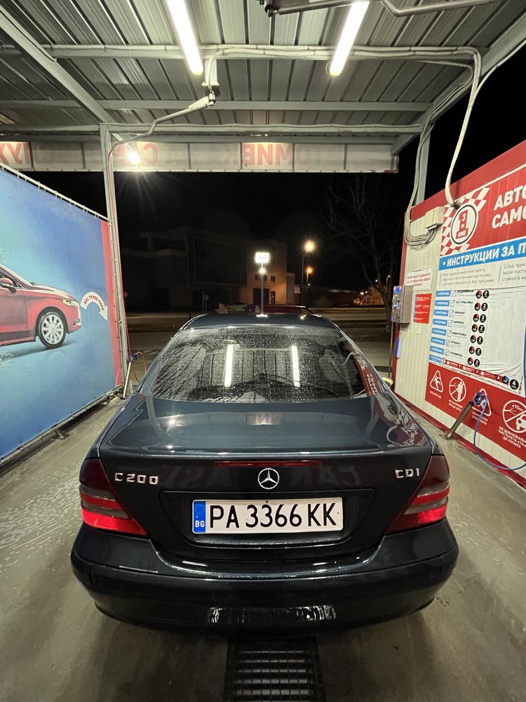 Mercedes C200 CDI 122кс. 2004г СПЕШНО!!!