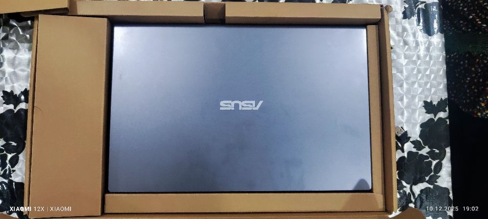 Asus vivobook Озу 16 gb память 512 гб