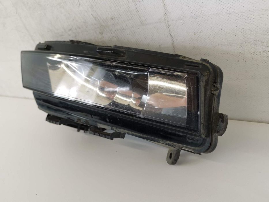 Proiector Ceata Stanga Skoda  Octavia 3 2013 2014 2015 2016 2017 Combi