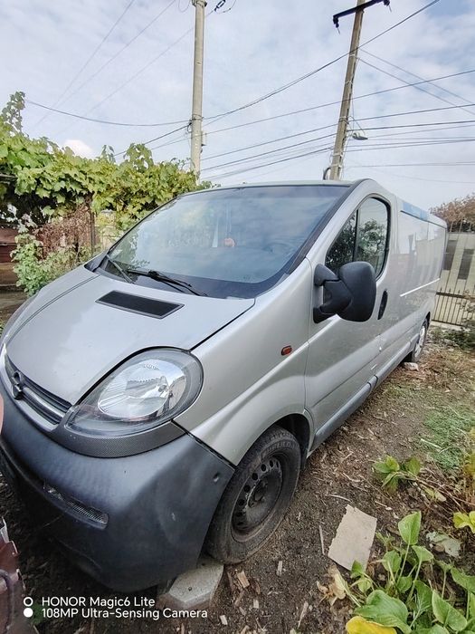 Autoutilitara Opel vivaro