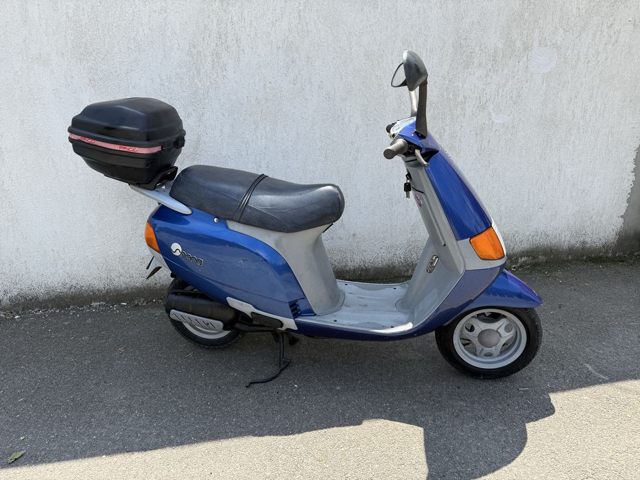 Scuter Piaggio Sfera 49 Cm ( import germania ) Impecabil