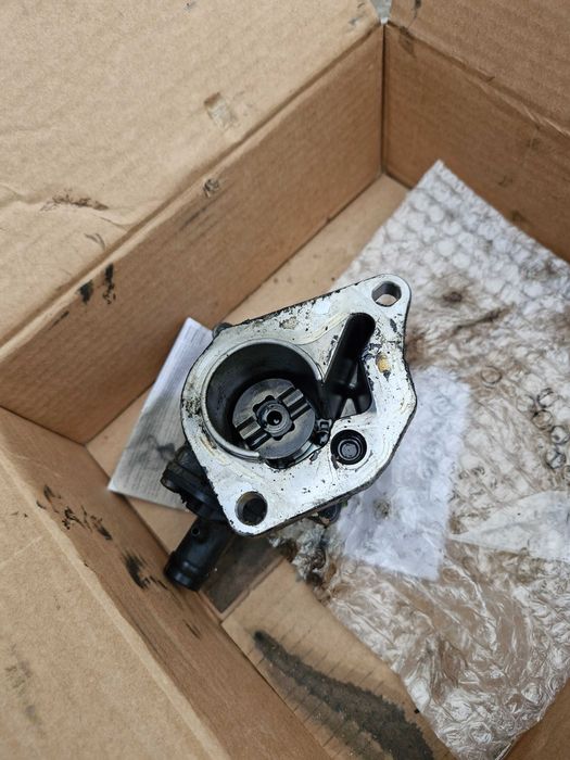 Вакуум помпа NISSAN Primastar