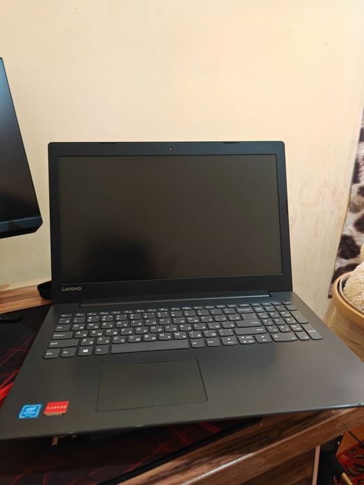 Ноутбук Леново 2020 года