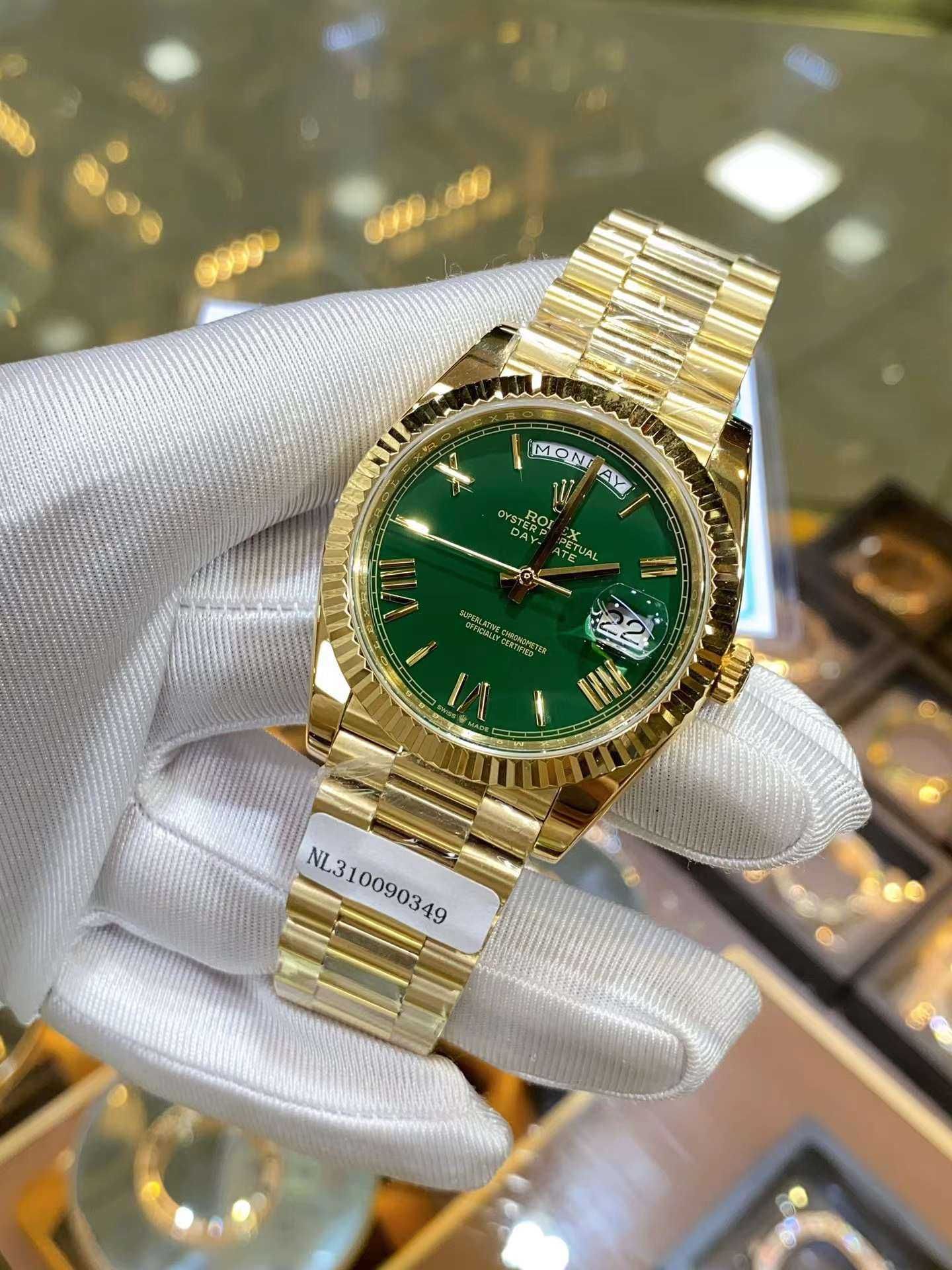 Rolex Day-Date Green dial / Gold