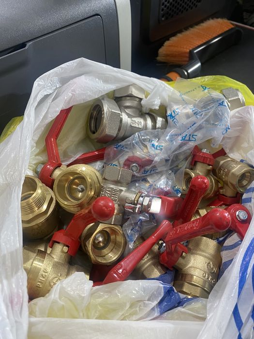 Продам новые шаровые краны