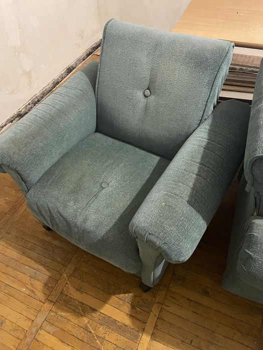 Отдам два кресла