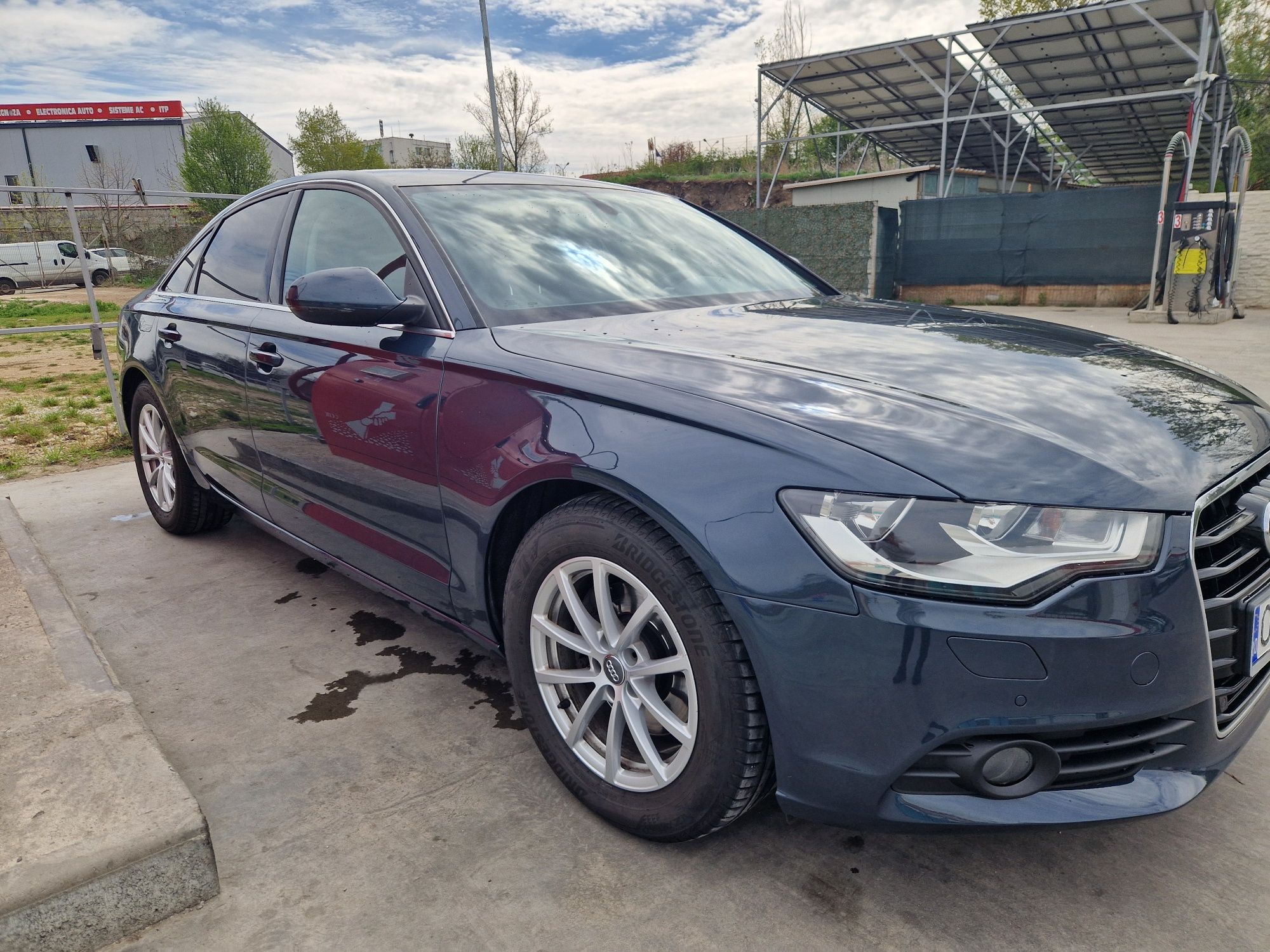 Vand Audi A6 2012