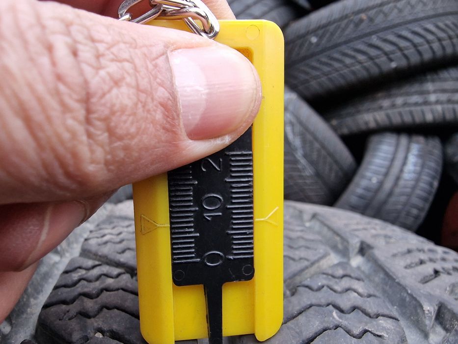 Anvelope 225/65R16C marca Uniroyal, DOT 2020, 7 mm