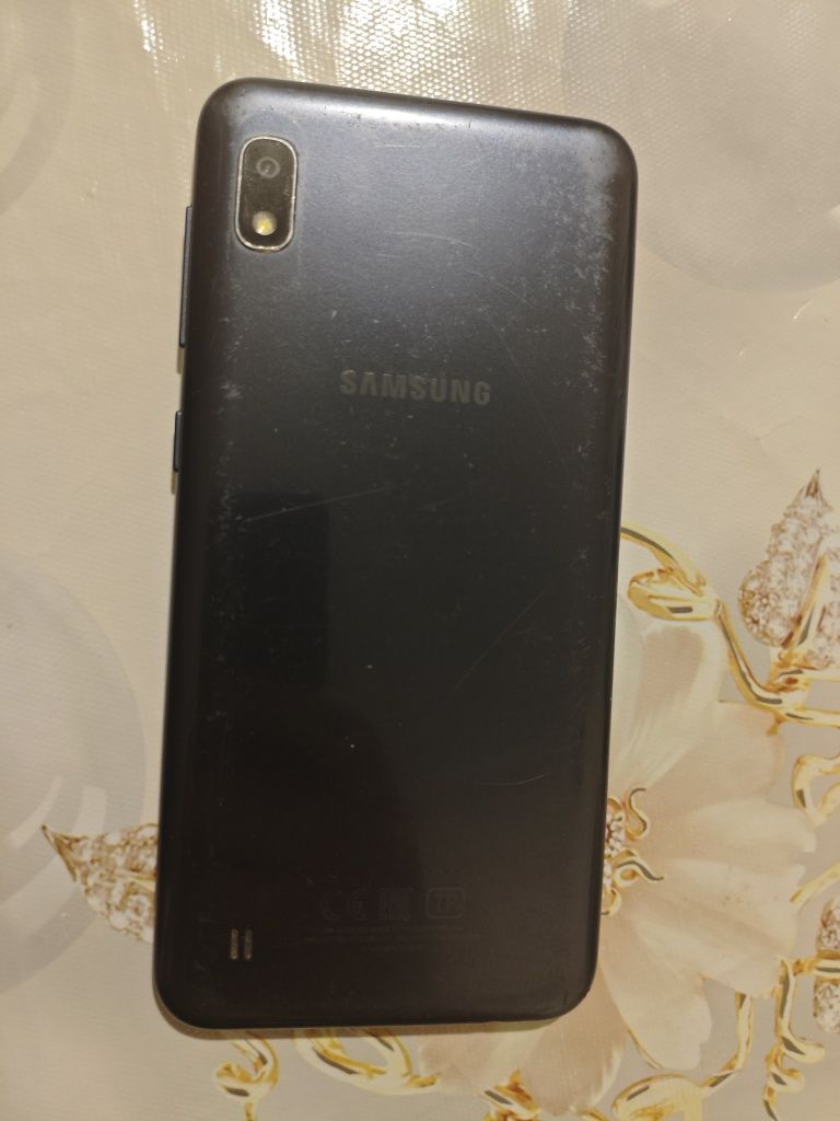 Продам Samsung a10