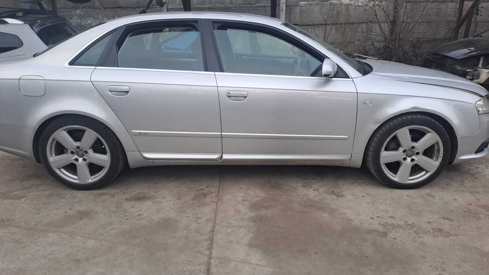Dezmembrez Audi A4 B7 2.0 TDi an 2006 cod motor BLB