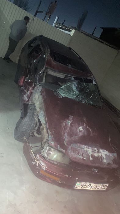 Продам тайота универсал Scepter 1995 года.