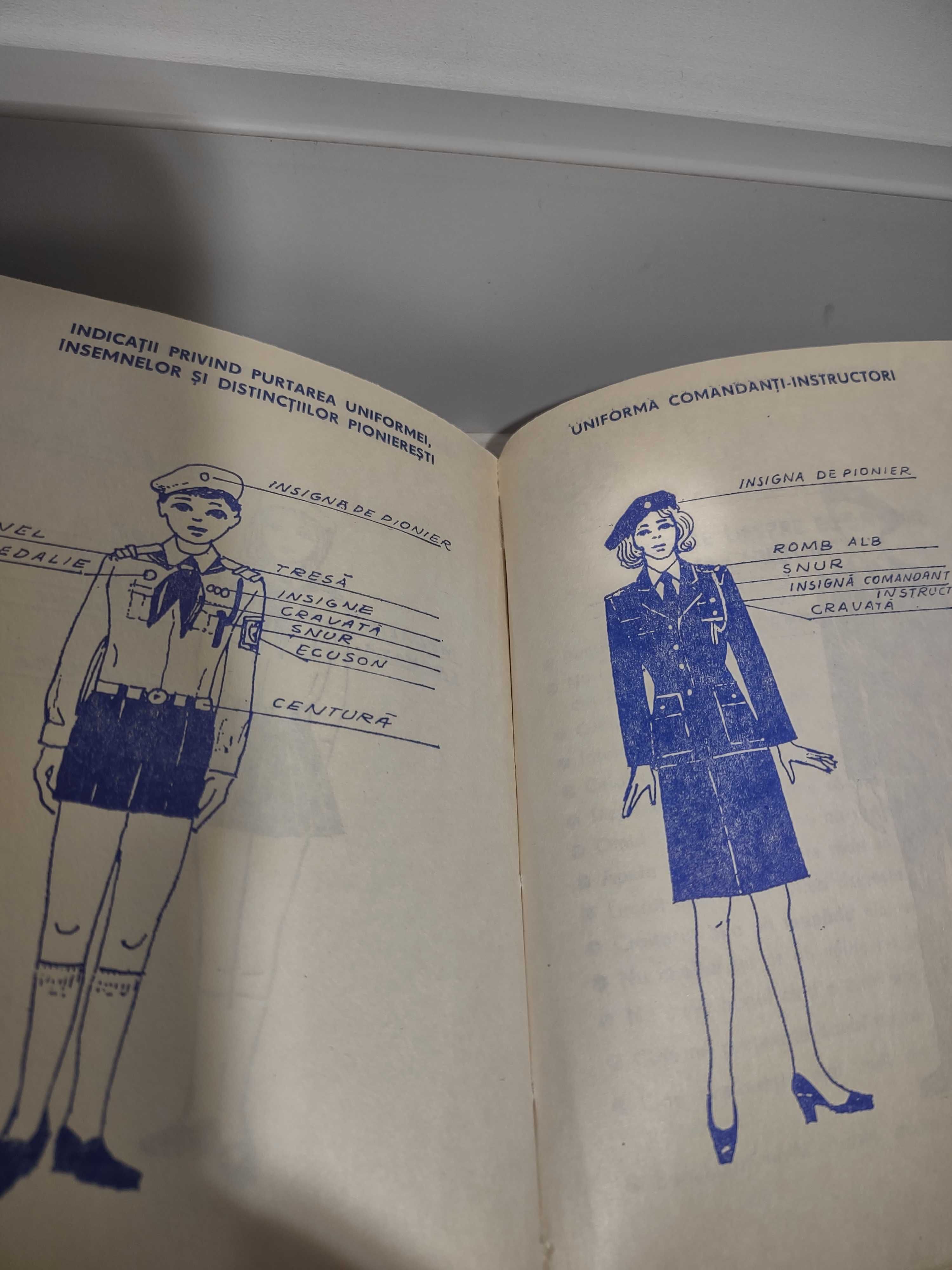 Comunism, Carnetul comandantului -instructor de pionier An 1984