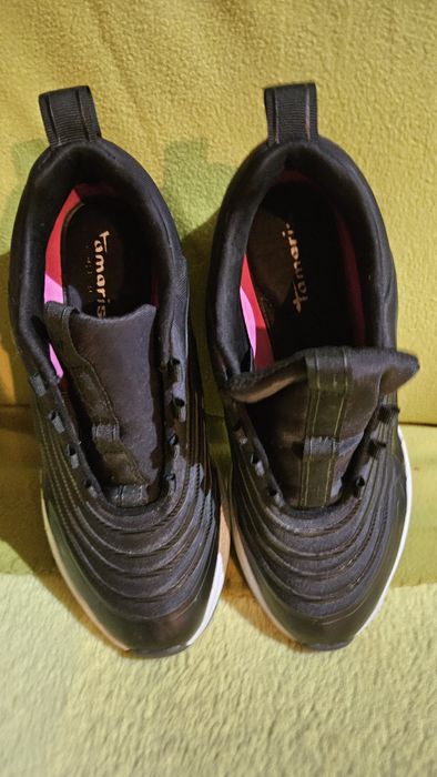 Adidasi damă marimea 38