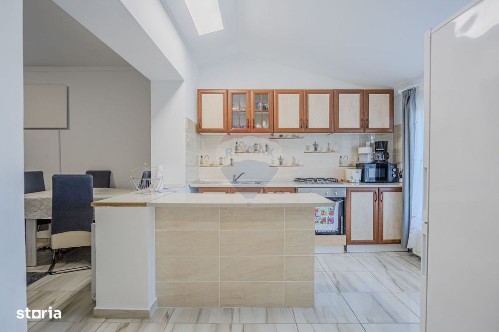 Casă de vacanță| 4 camere | Curte 400mp | Tohanu Nou | Comision 0 |