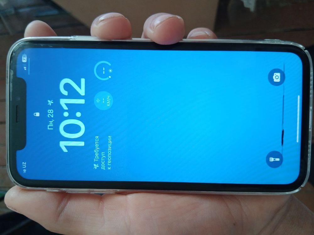 Ayfon Xr.