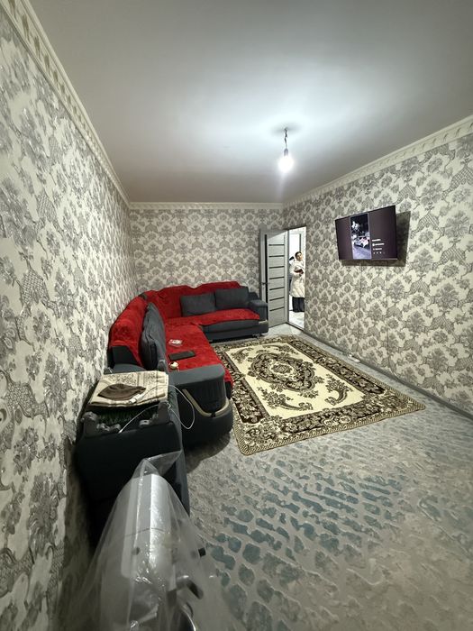 Срочна 3 хонали квартира сотилади хамма мебел техникаси билан