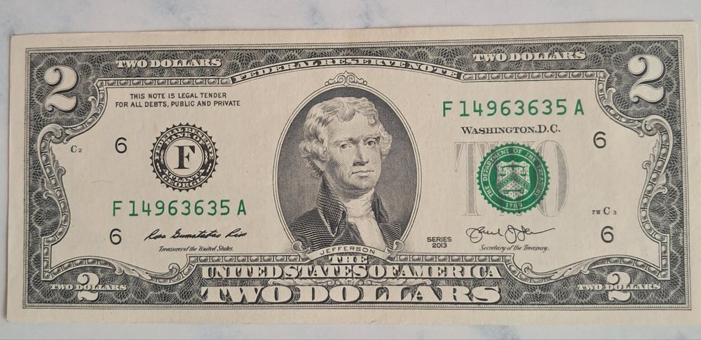 Колеционные купюры в отличном состоянии.