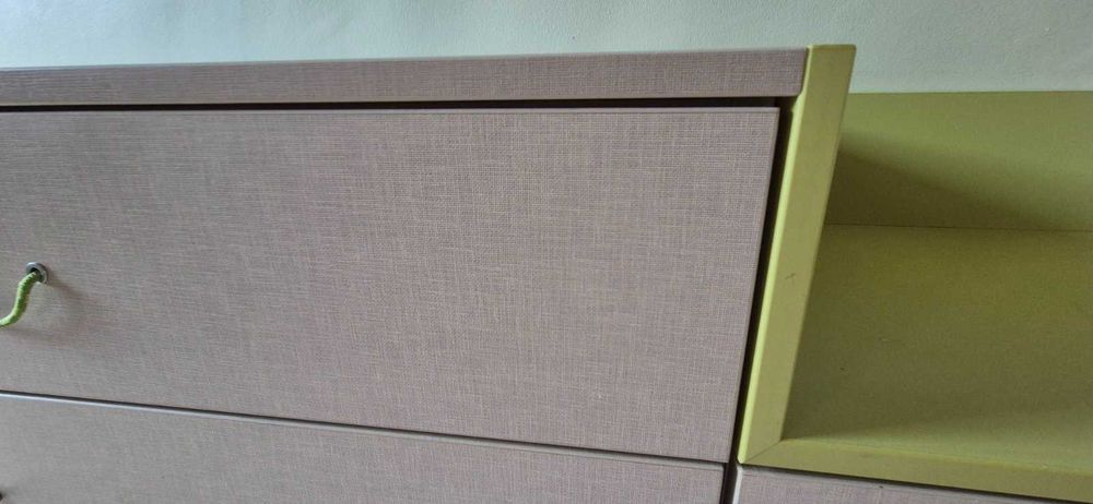 Запазен шкаф със 7 чекмеджета изпълнен от ПДЧ