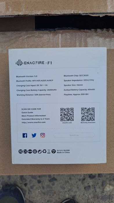Căști bluetooth cu baterie externă