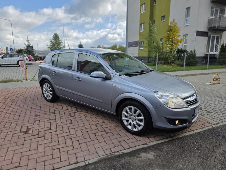 Astra H Facelift - 1.9 diesel //Unic proprietar//1599 euro