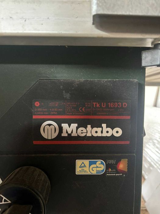 Циркуляр с подрезвач трифазен Metabo Tk U 1693 D с аспирация Scheppach