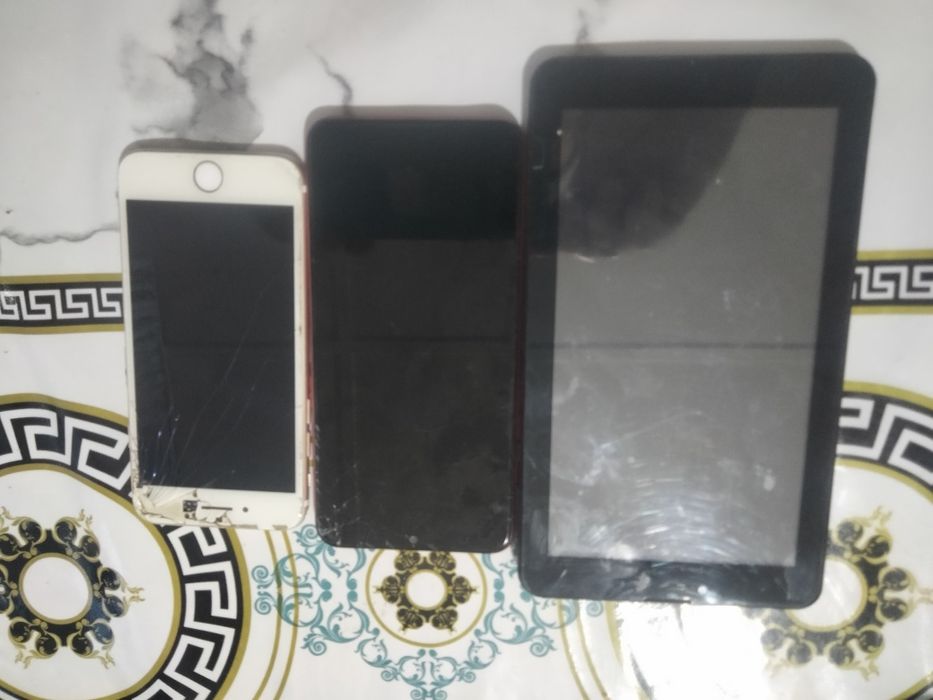 Продам телефоны и планшет