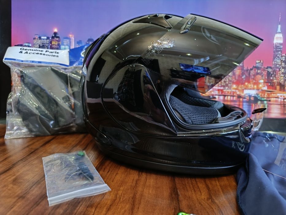 Мото шлем от Японского бренда ARAI RX-Q