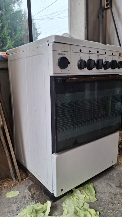 Готварска печка с котлони