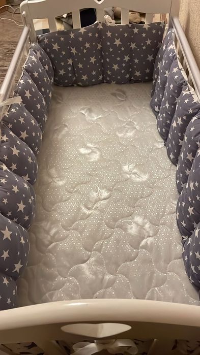 Продам детскую кроватку в отличном состоянии