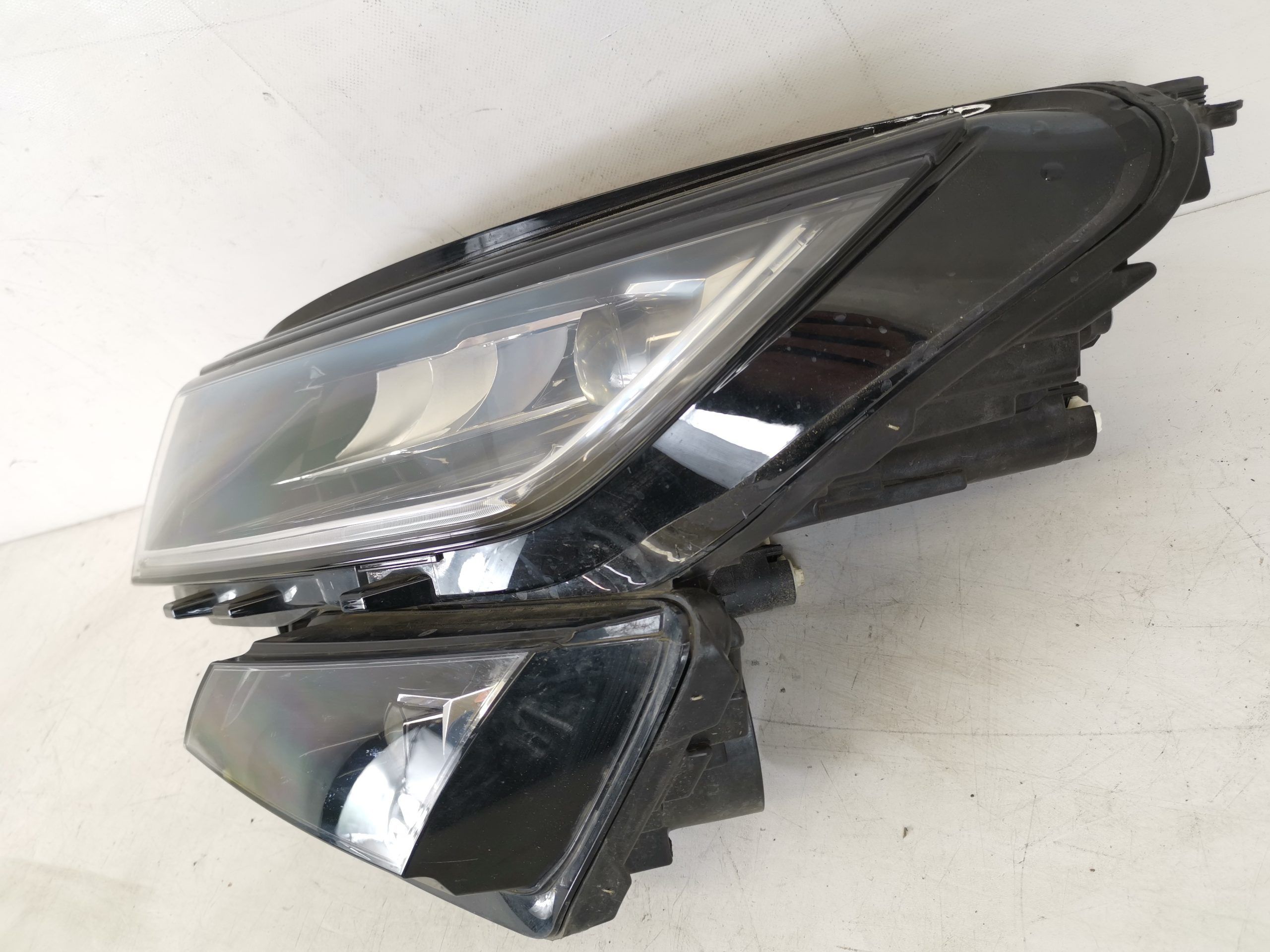 Фар Ляв Пълен Led Шкода Кодиак / Skoda Kodiaq 1 [ - ] Оригинален В Доб
