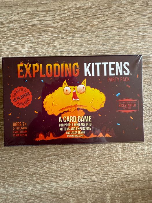 Exploding kittens party pack бартер