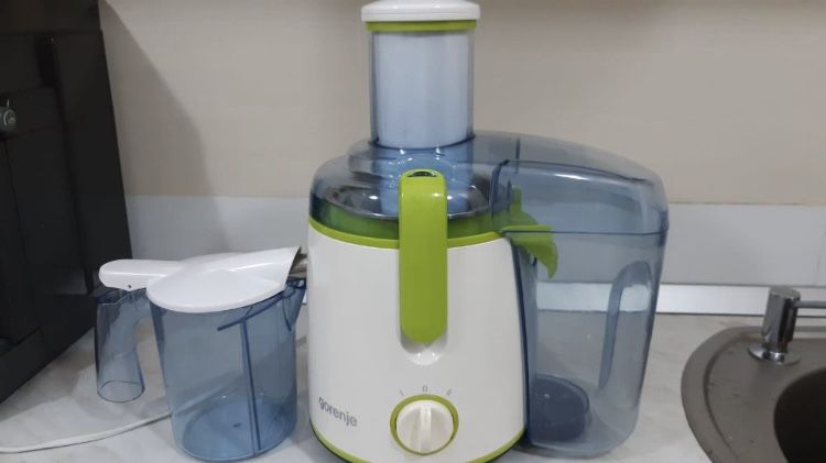 Storcator de fructe si legume super pret gorenje