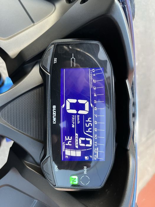 Vand Suzuki Gsxr 125 (nu fac schimb)