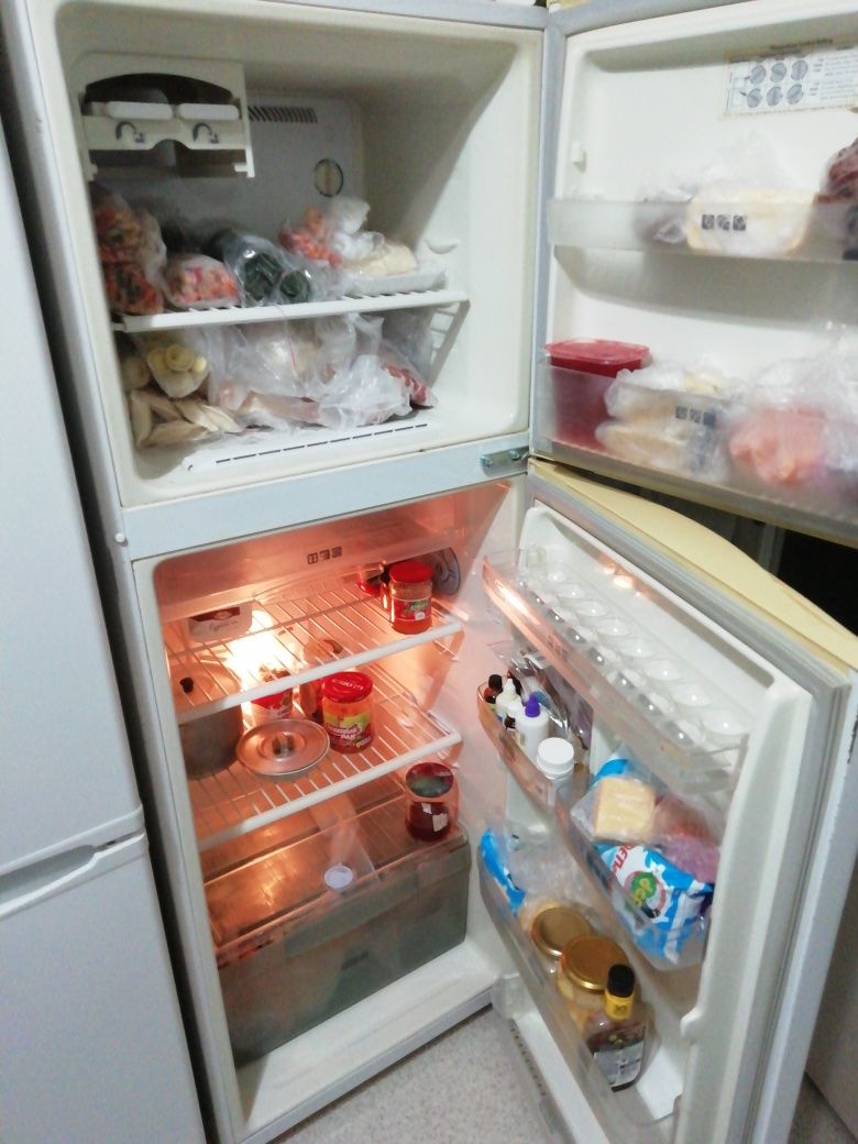 Продам холодильник Самсунг амсунг