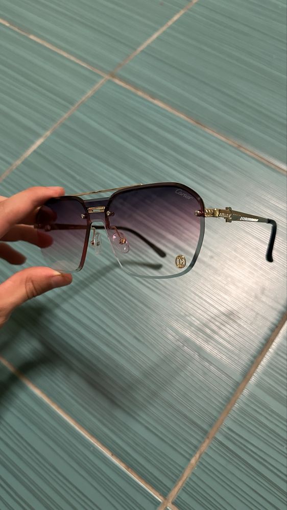 Ochelari de soare Cartier Aur Mov