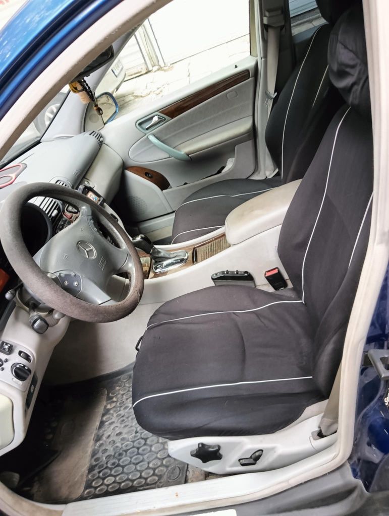 Mercedes-Benz C203W  2002г