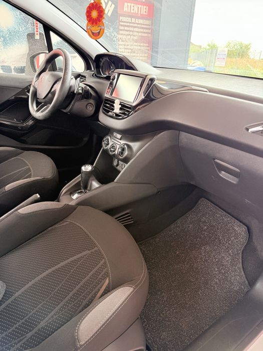 Vand Peugeot 208 sport