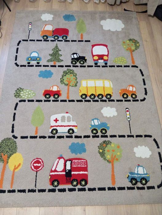 Детски килим 133*190