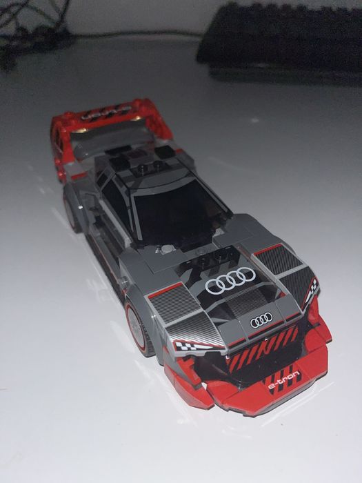 Audi E-tron macheta lego
