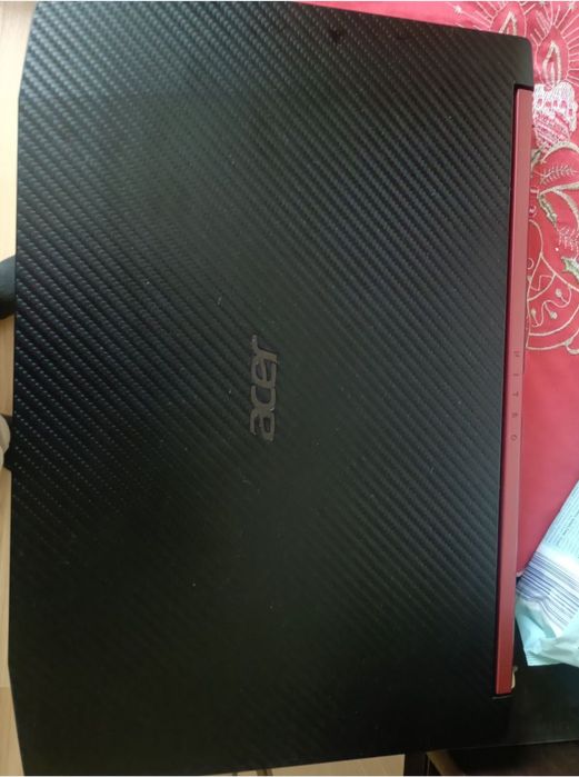 Vând laptop gaming nitro