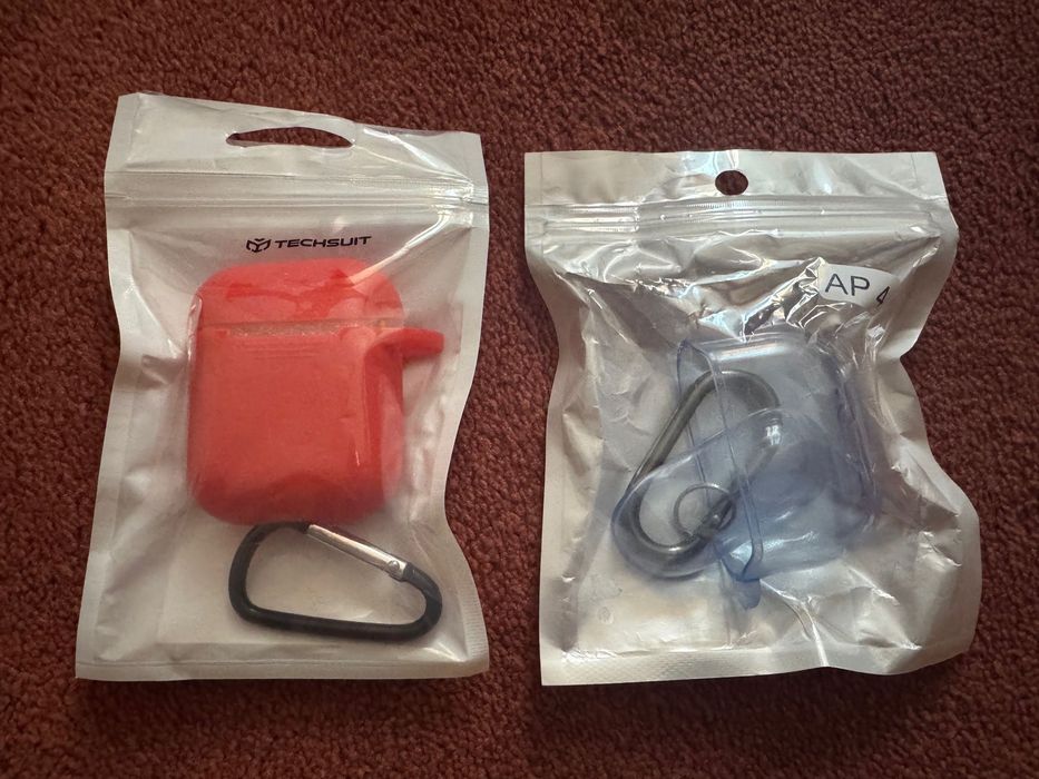 Huse premium Airpods 4 si Airpods 2/1, cu carabina, noi
