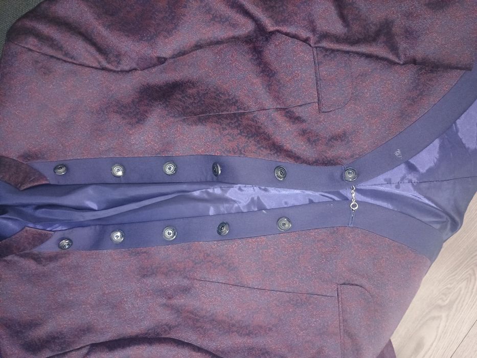 Costum elegant mire naș
