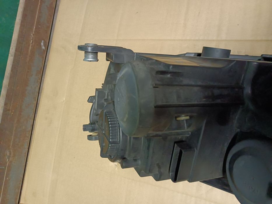 Far dreapta Vw B7