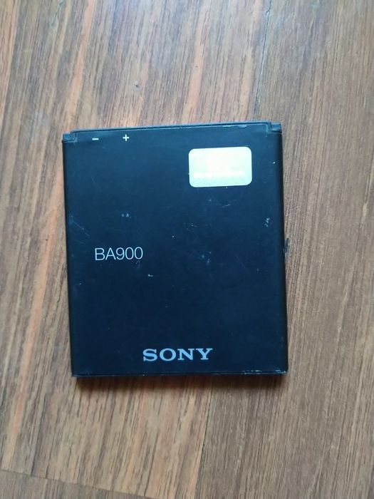 Vând acumulator original pentru telefon Sony Xperia