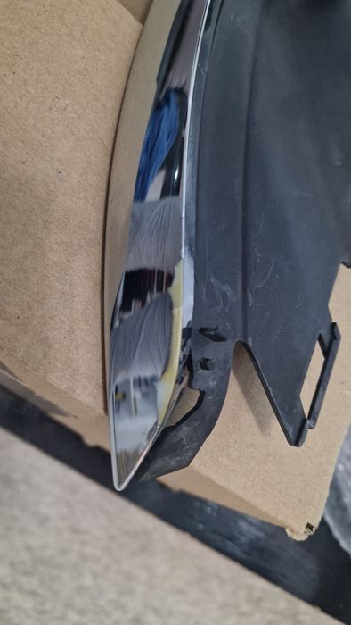 VW Тигуан лайсна над фар лява  2017,18,19,20