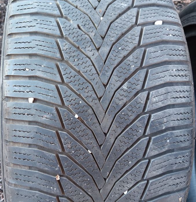 Зимни гуми 235 45 18 Nexen winguard snow