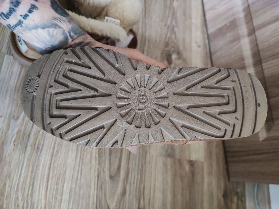 Оригинални дамски ботуши UGG EUR38 UK5